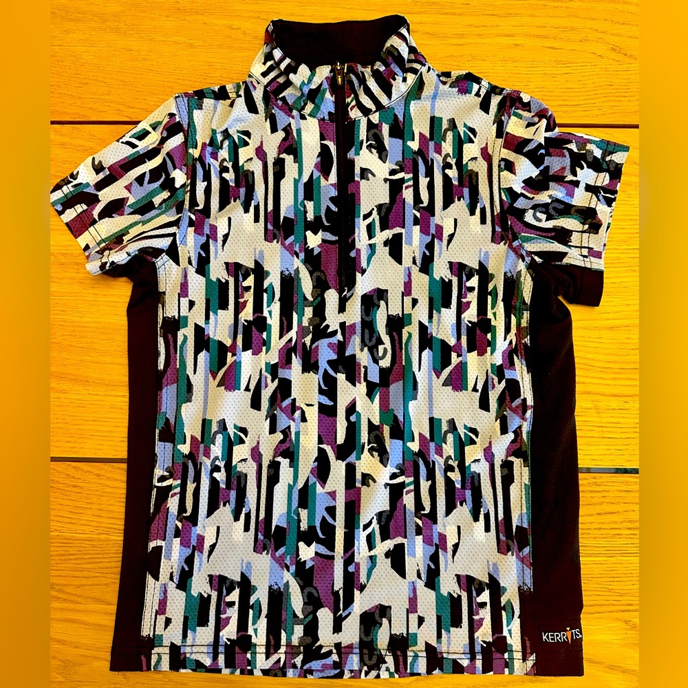 Kerrits Kids Summer zip-up short sleeve riding shirt, size M.